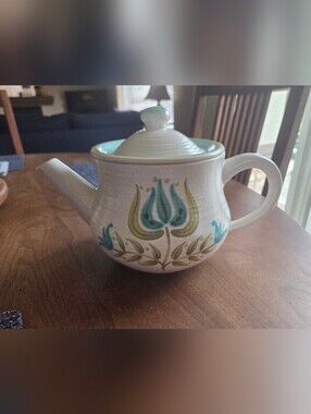 Franciscan "Tulip Time" 40oz Teapot